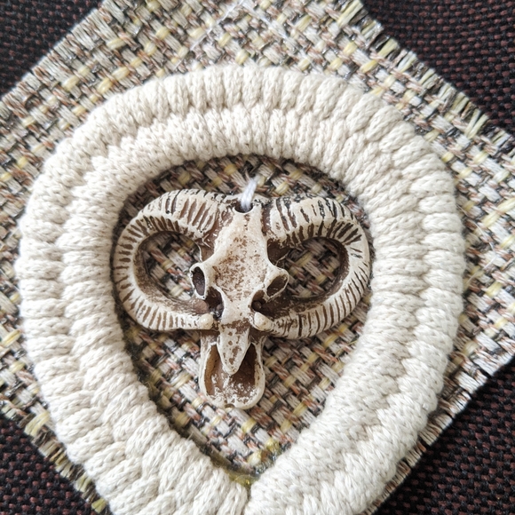 Vintage Cross Body Purse - Picture 3 of 3